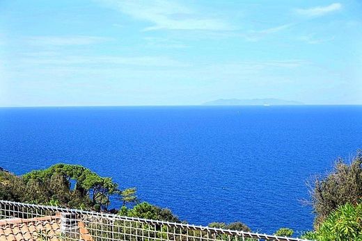 Villa Marciana, Livorno ilçesinde