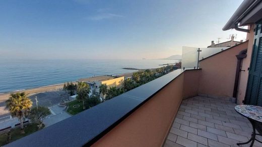 Daire Loano, Savona ilçesinde