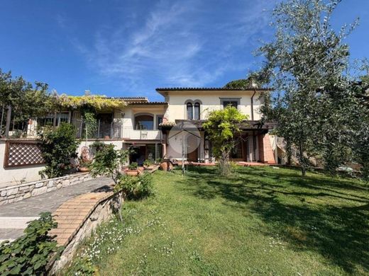 Villa - Fara in Sabina, Provincia di Rieti