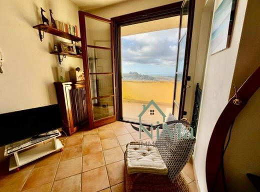 Terraced house in Montescudaio, Pisa