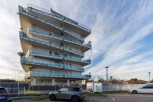 Penthouse in Gallarate, Provincia di Varese