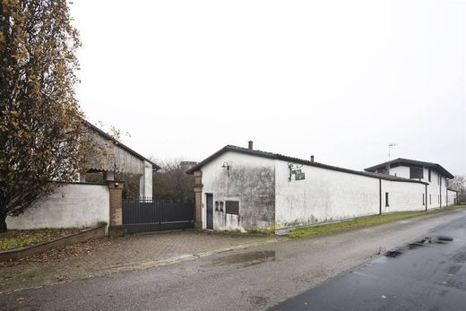 Casa de campo en Soresina, Provincia di Cremona