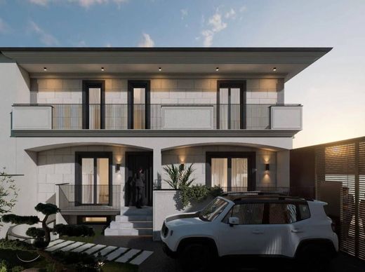 Villa en Parete, Provincia di Caserta