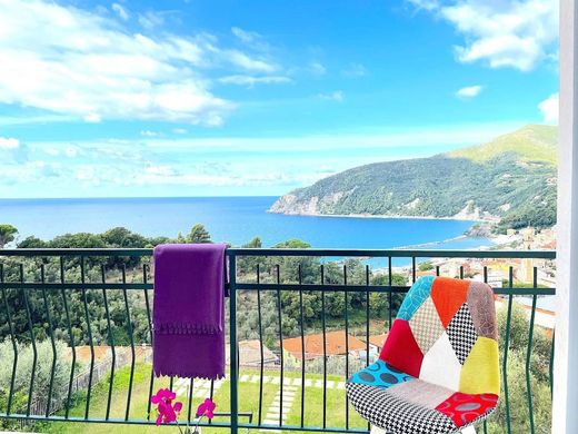 ﺷﻘﺔ ﻓﻲ Moneglia, Provincia di Genova