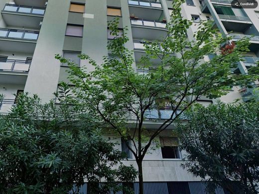 아파트 / 밀라노, Città metropolitana di Milano