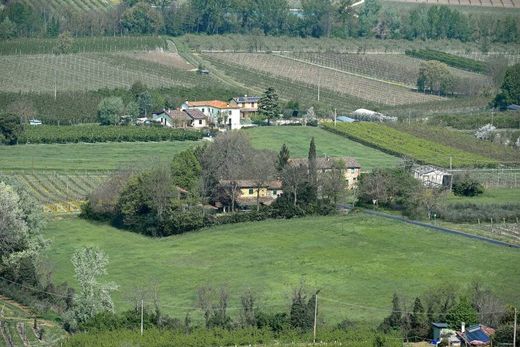 빌라 / Faenza, Provincia di Ravenna