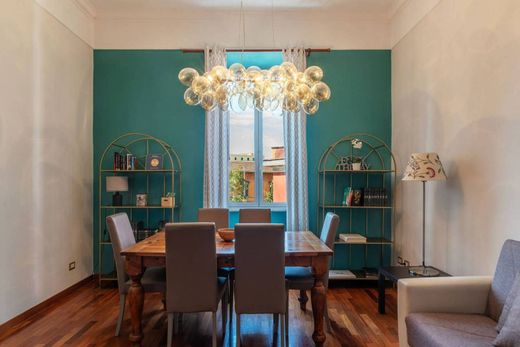 Apartment / Etagenwohnung in Rom, Latium