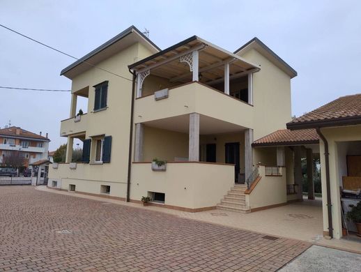 Villa in Bertinoro, Provincia di Forlì-Cesena