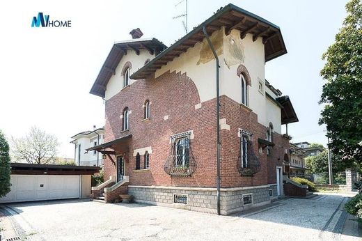 Villa Cesano Maderno, Monza e della Brianza ilçesinde