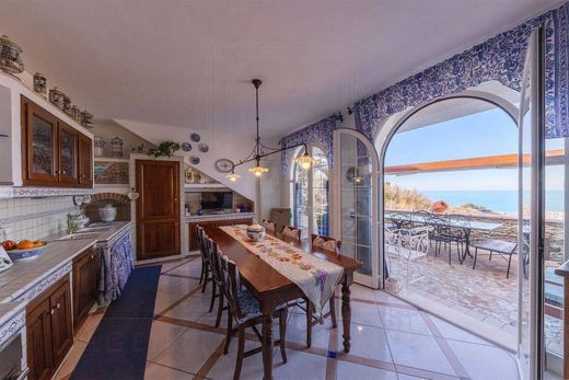 Villa in Cogorno, Provincia di Genova