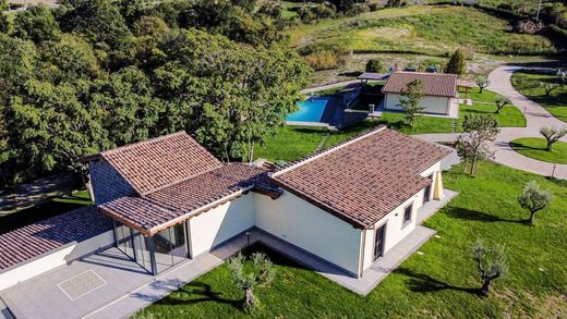 Villa a Campagnano di Roma, Roma