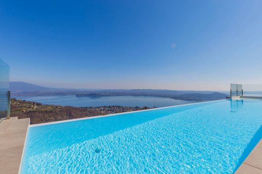 Willa w Massino Visconti, Provincia di Novara