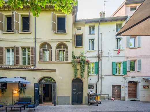 Appartement in Reggio nell'Emilia, Provincia di Reggio Emilia