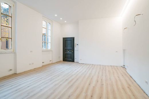 套间/公寓  科莫, 科莫省