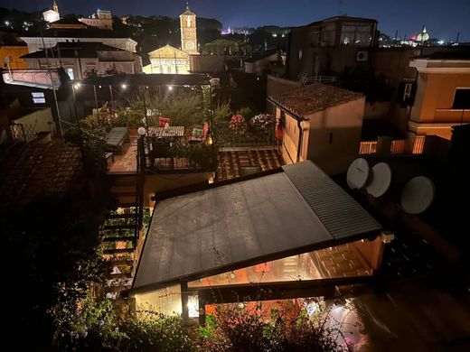 Penthouse in Rom, Latium