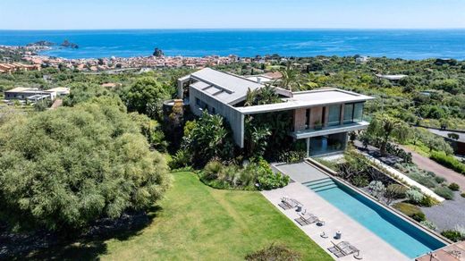 Villa in Aci Castello, Catania