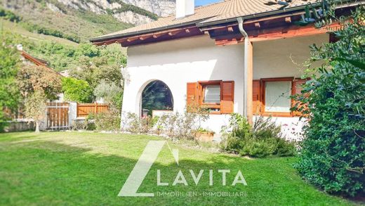 Luxury home in Magrè sulla Strada del Vino, Bolzano