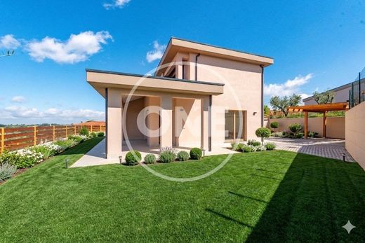 Villa a Zagarolo, Roma