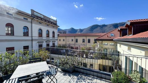 套间/公寓  科莫, 科莫省