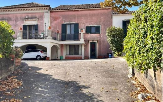 Villa in San Gregorio di Catania, Catania