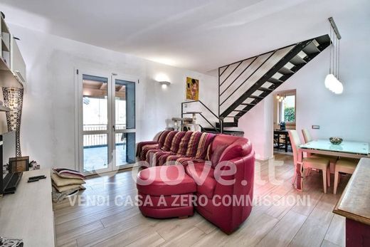 Villa in Villa d'Almè, Provincia di Bergamo