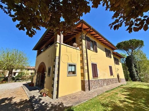Villa in Monterchi, Province of Arezzo