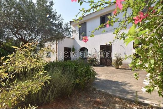 Villa a Marsala, Trapani
