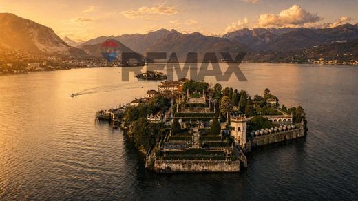 Villa in Baveno, Verbania
