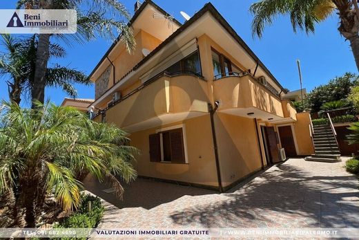 别墅  Bagheria, 巴勒莫省