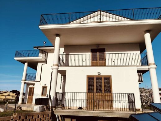 Villa Montesilvano, Pescara ilçesinde
