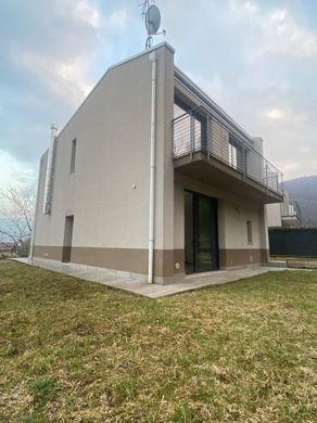 Villa a Collebeato, Brescia