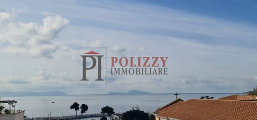 Penthouse in Neapel, Kampanien