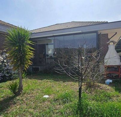 Вилла, Piana degli Albanesi, Palermo