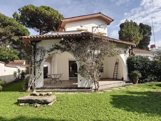 Villa - Santa Marinella, Roma