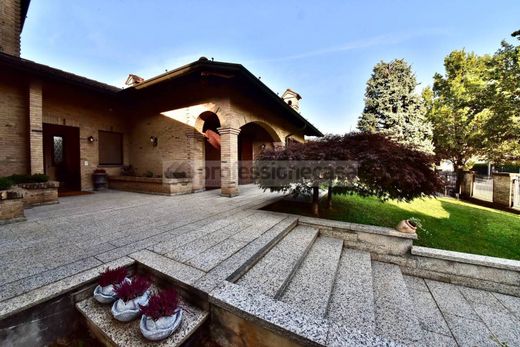 Villa in Nova Milanese, Provincia di Monza e della Brianza