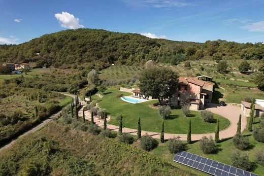Villa in Castel Focognano, Province of Arezzo