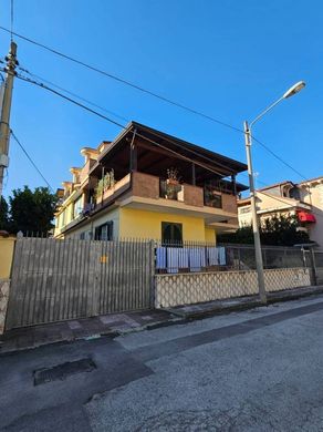 Villa à Sant'Arpino, Caserte