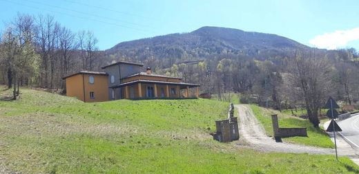 Villa in Palanzano, Provincia di Parma