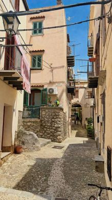 Appartamento a Cefalù, Palermo