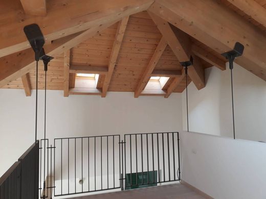 منزل ﻓﻲ Lecco, Provincia di Lecco