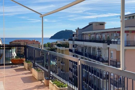 Penthouse in Albenga, Provincia di Savona