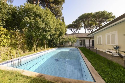 Villa in Rome, Latium