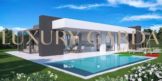 Willa w Padenghe sul Garda, Provincia di Brescia