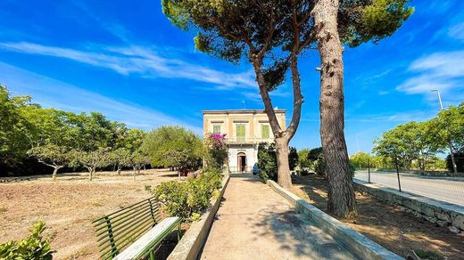 Villa in Trani, Provincia di Barletta - Andria - Trani