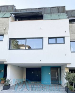 Luxury home in Casalecchio di Reno, Bologna