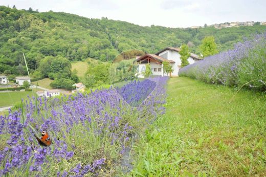 Βίλα σε Lusiana, Provincia di Vicenza