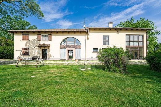 Villa in Budrio, Bologna