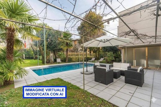 Villa en San Donato Milanese, Milán