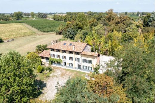 Villa in Cervignano del Friuli, Udine