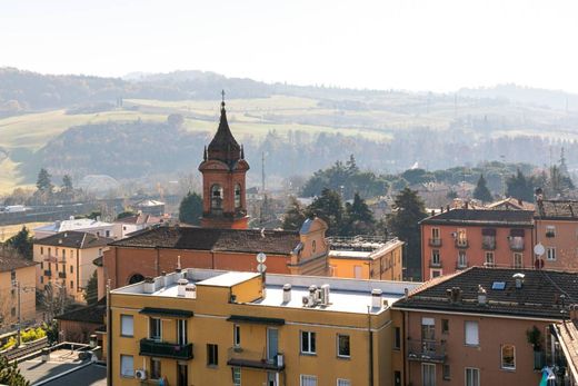Penthouse Bolonya, Bologna ilçesinde